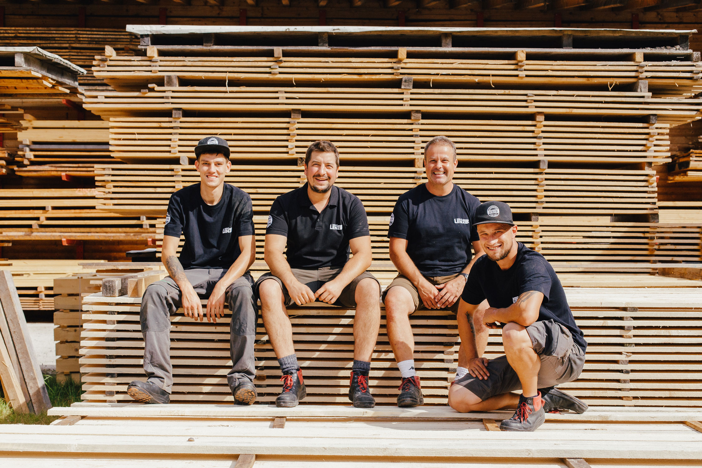 Mitarbeiter des Familienbetriebs Holz Lenz